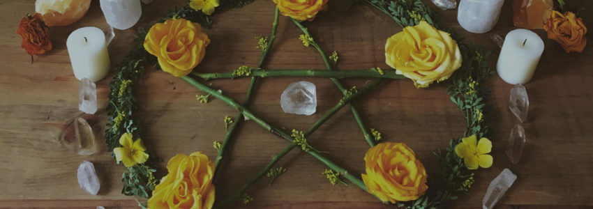Moon Spells: How to Use the Phases of The Moon to Get What You Want