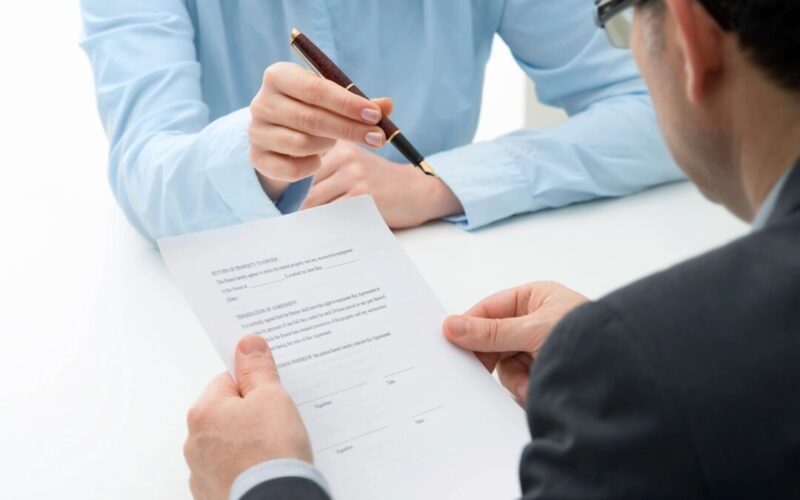 The Role of Contracts in Business: Key Points Every Business Owner Should Know