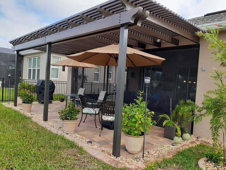 Choosing Between Wood or Aluminum Patio Covers For Your Home